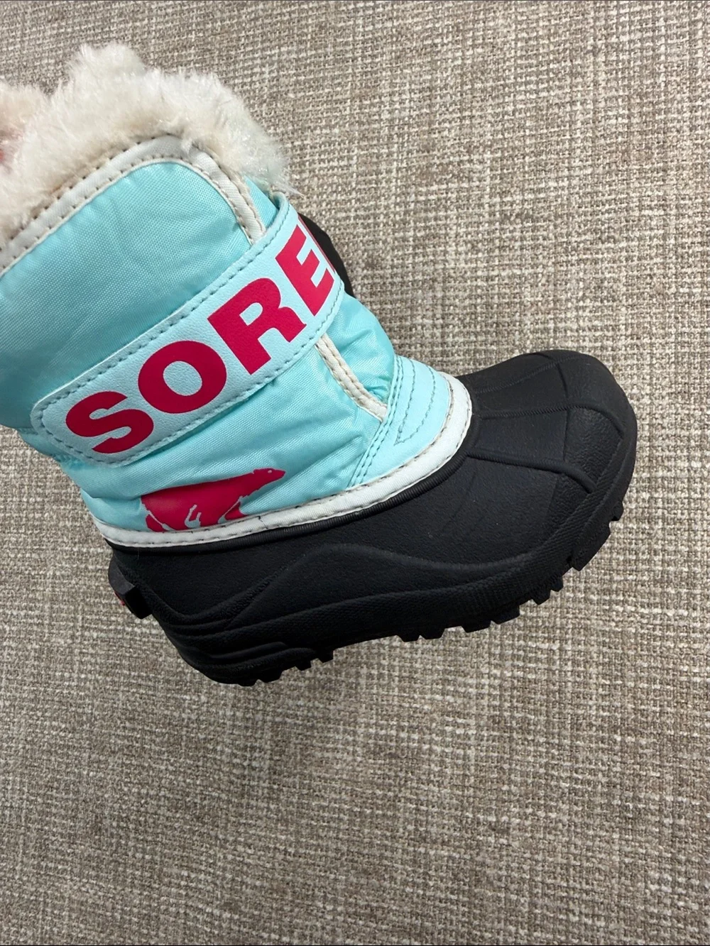 Sorel Kids Light Blue Winter Boots with white Faux Fur